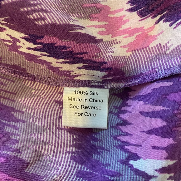 Parker 100% Silk Top - Picture 7 of 7